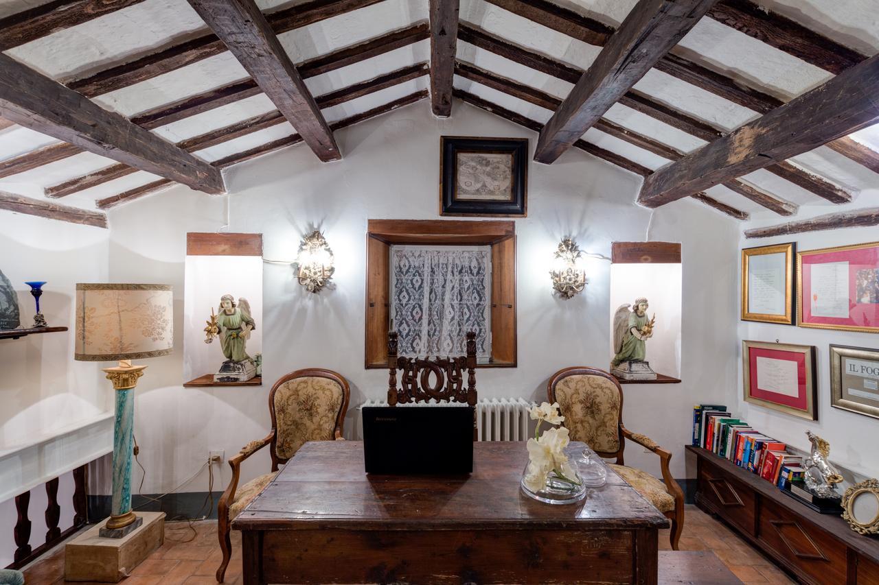 B&B La Residenza Del Poeta Montesicuro Bagian luar foto