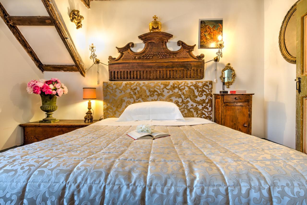 B&B La Residenza Del Poeta Montesicuro Bagian luar foto