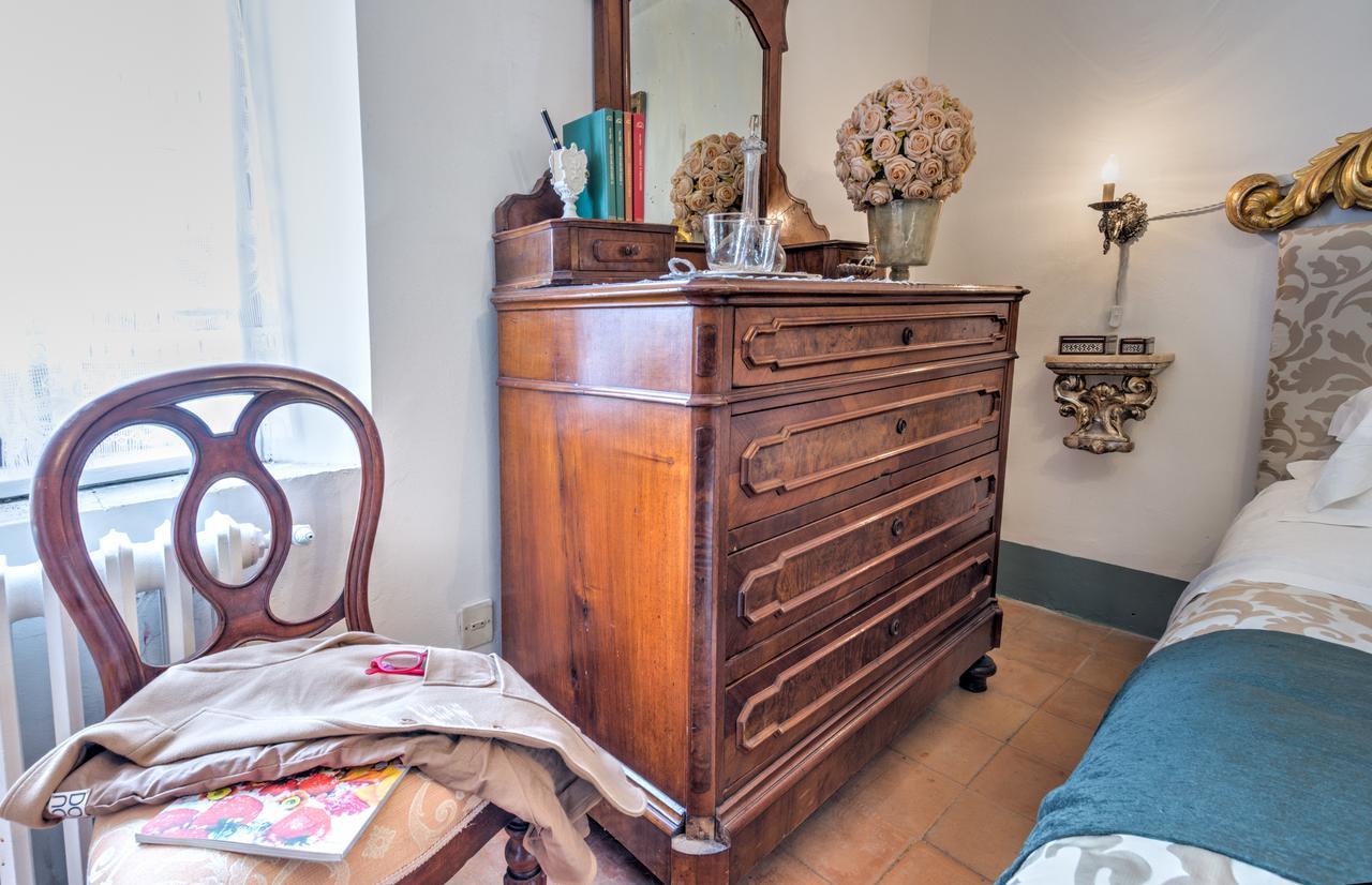 B&B La Residenza Del Poeta Montesicuro Bagian luar foto