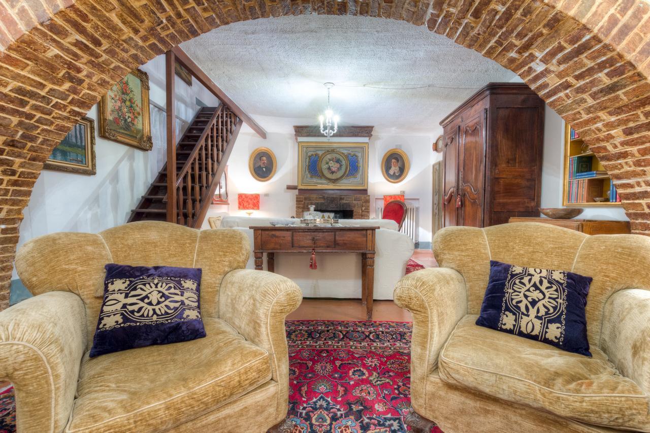 B&B La Residenza Del Poeta Montesicuro Bagian luar foto