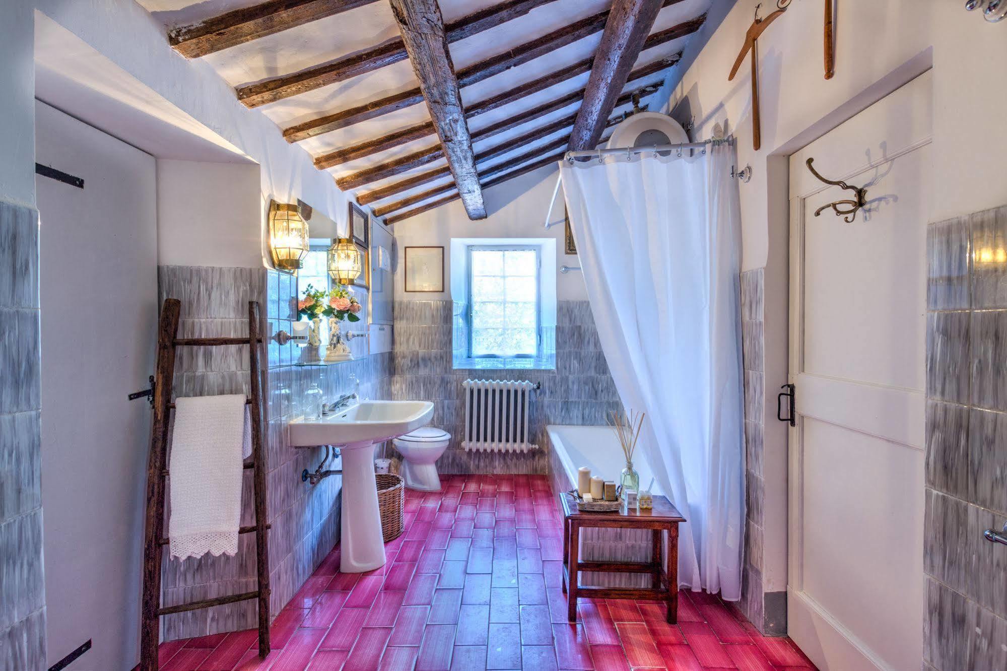 B&B La Residenza Del Poeta Montesicuro Bagian luar foto