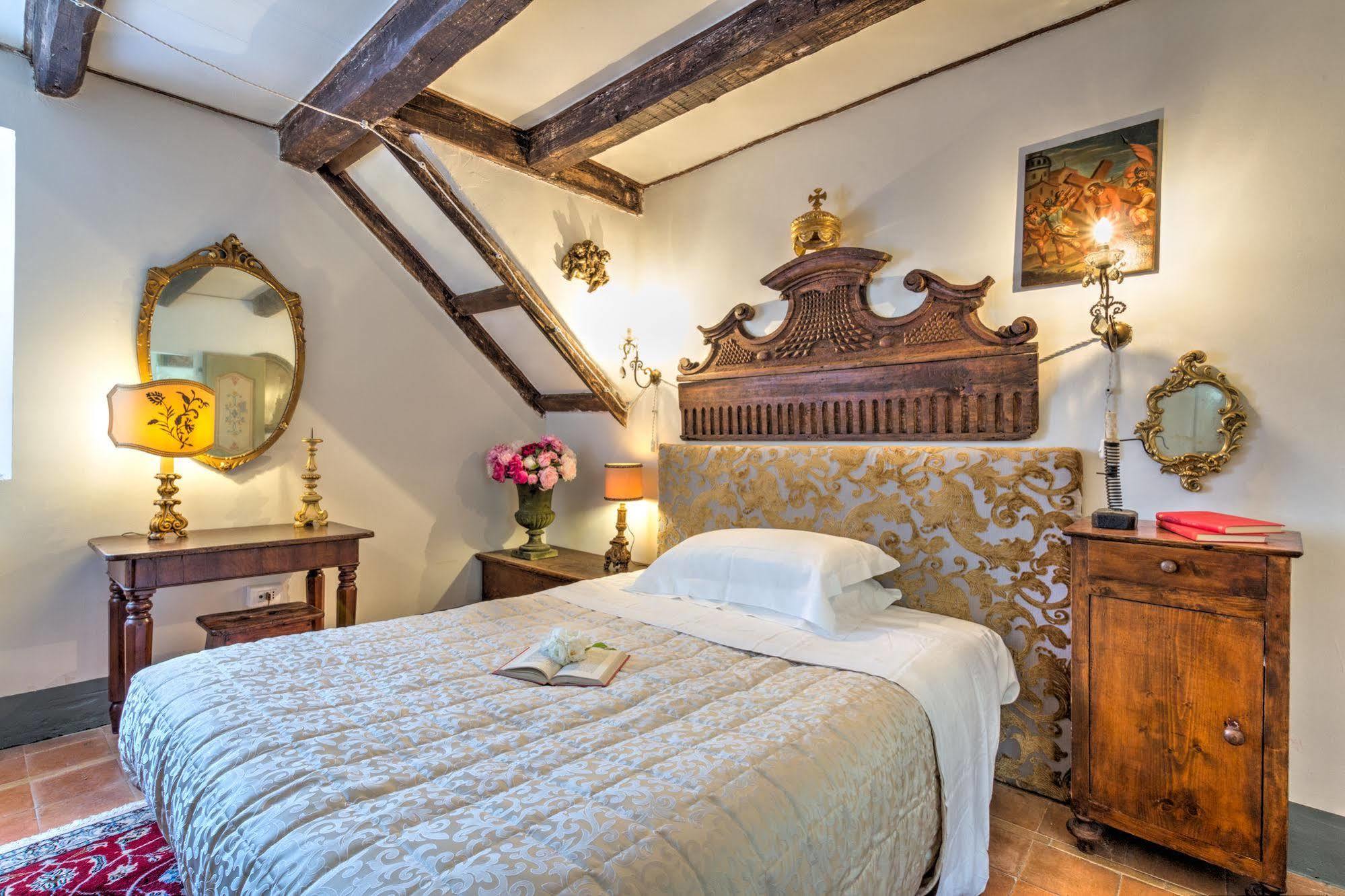 B&B La Residenza Del Poeta Montesicuro Bagian luar foto